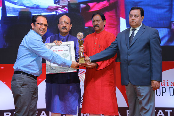 Most promising gynae laparoscopic surgeon of India - 5th Global Excellence Awards, 2017 & Summit