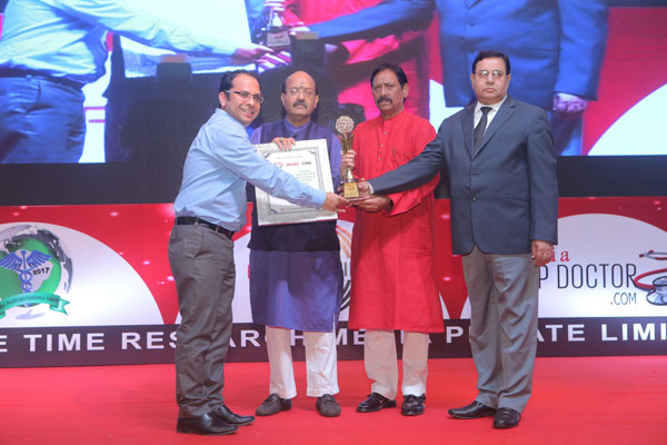 Most promising gynae laparoscopic surgeon of India - 5th Global Excellence Awards, 2017 & Summit